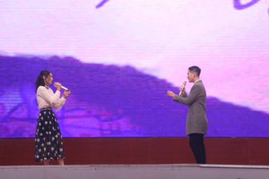 说明: I:\新声代\IMG_8605.JPG