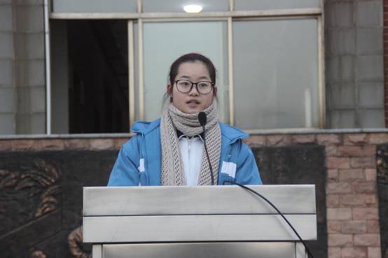 说明: C:\Documents and Settings\Administrator\桌面\十六周升旗仪式\IMG_9328.JPG