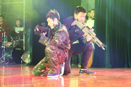 说明: C:\Documents and Settings\Administrator\桌面\2018元旦晚会挑选照片 本部\IMG_4667  格斗表演 《炽热军魂》.JPG