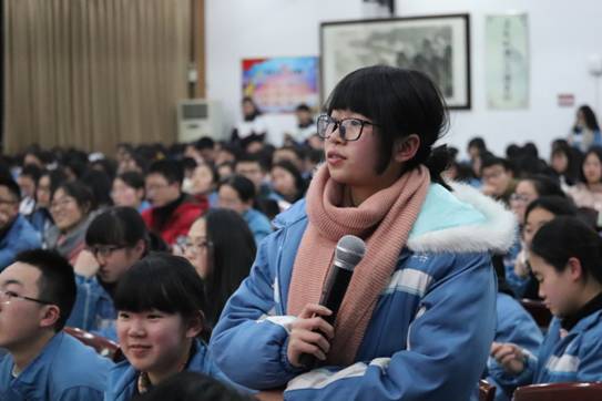 说明: E:\2017年下\学生会\外联部\2018优秀学子回访\IMG_9914.JPG