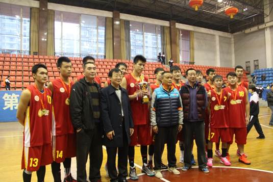 说明: 2015年11月明德中学男子篮球队获湖南省中运会冠军