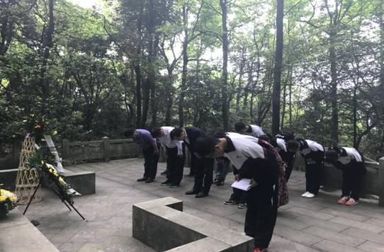 46E46FA5F45664B6AE0E3E1DEAFB9C59