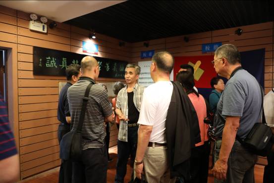 说明: E:\2018年上\新闻报道\龙璋等后人来学校参加校庆\2N0A6610.JPG