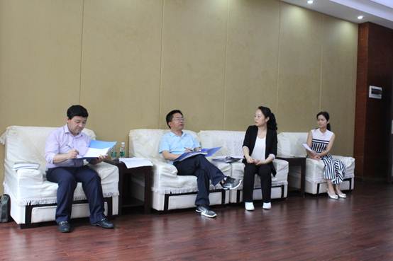 说明: C:\Users\Administrator\Desktop\2018书香督导新闻各校\0514明德本部督导\0514明德本部督导\督导0514\IMG_8219.JPG