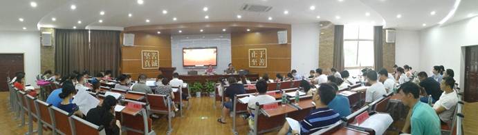 说明: 参会老师2