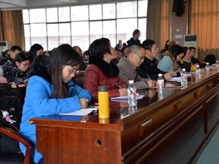 “三生课堂”开放日报道之二：“书香袅袅 如沐春风”——记明德教育集团青年教师片段教学比赛