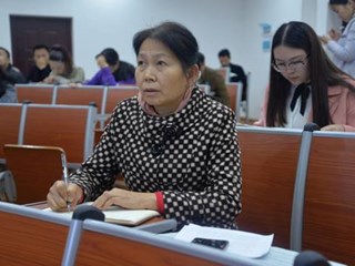 明德中学高一党支部举行“知敬畏、守底线、强党性”主题党日活动