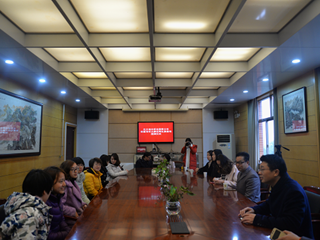 热烈祝贺“北大培文杯“全国青少年创意写作大赛优秀生源基地落户我校