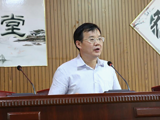 师德师风建设总动员——校长书记带头签字承诺、认领负面清单