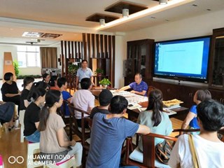 书香翰墨  怡情养性-由校工会组织的第一次书法课正式开课