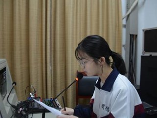 传统文化共传承，优秀美德齐发扬  ——记明德中学第七周 “我们的节日——重阳”主题朝会