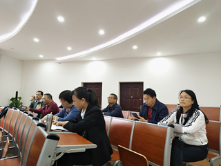 悦读经典 读善其身——记明德中学政治学科中心读书分享活动