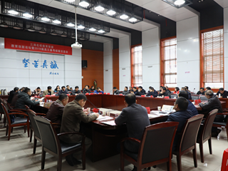 《长沙晚报》特别报道|明德中学成教育“打卡”新地 开放日吸引省内千余名教师观摩