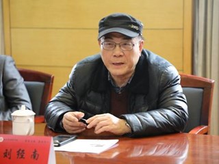 院士领衔，杰出校友回明德为学生上“生涯规划课”