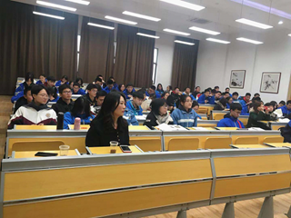 朝阳升起的地方有我们的梦想——记以“新能源汽车与我们的生活”为题的家长导师生涯讲座