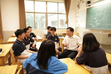 @优秀初三学子：119载，湖湘气韵，半出明德 !