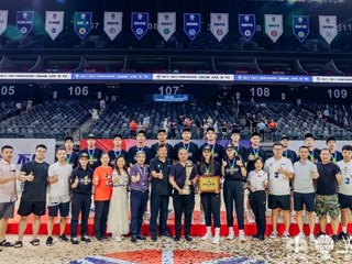 泰安球王！明德华兴登顶中国初中篮球联赛男子组全国总冠军！