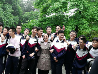 “魅力教师”郭文静：她重教学，还重“聊效”