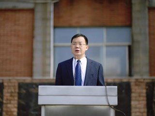 回望方知行渐远，登高更觉天地阔 | 刘林祥书记在新年敲钟仪式上的致辞