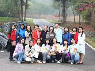 春和景明，＂WOMEN＂踏春而行！