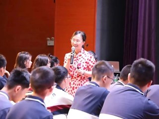 明德青年教师傅海勤 | 涉海登山 师道酬勤